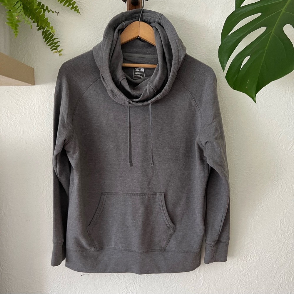 Grey north face hoodie